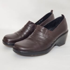 Dansko Chocolate Brown Womens Loafers Size 40